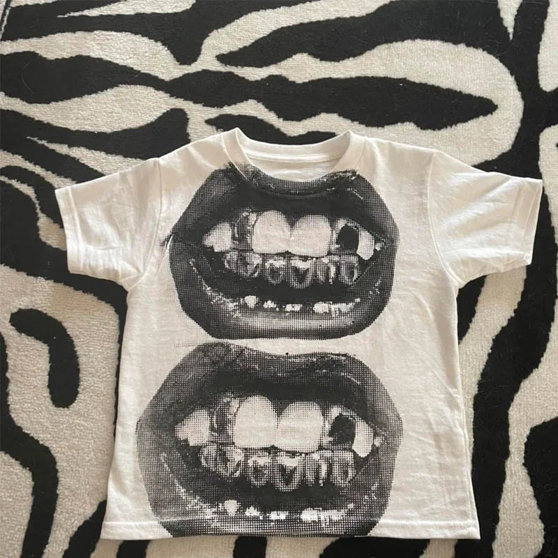 Graphic Cropped Tee 'Teeth'