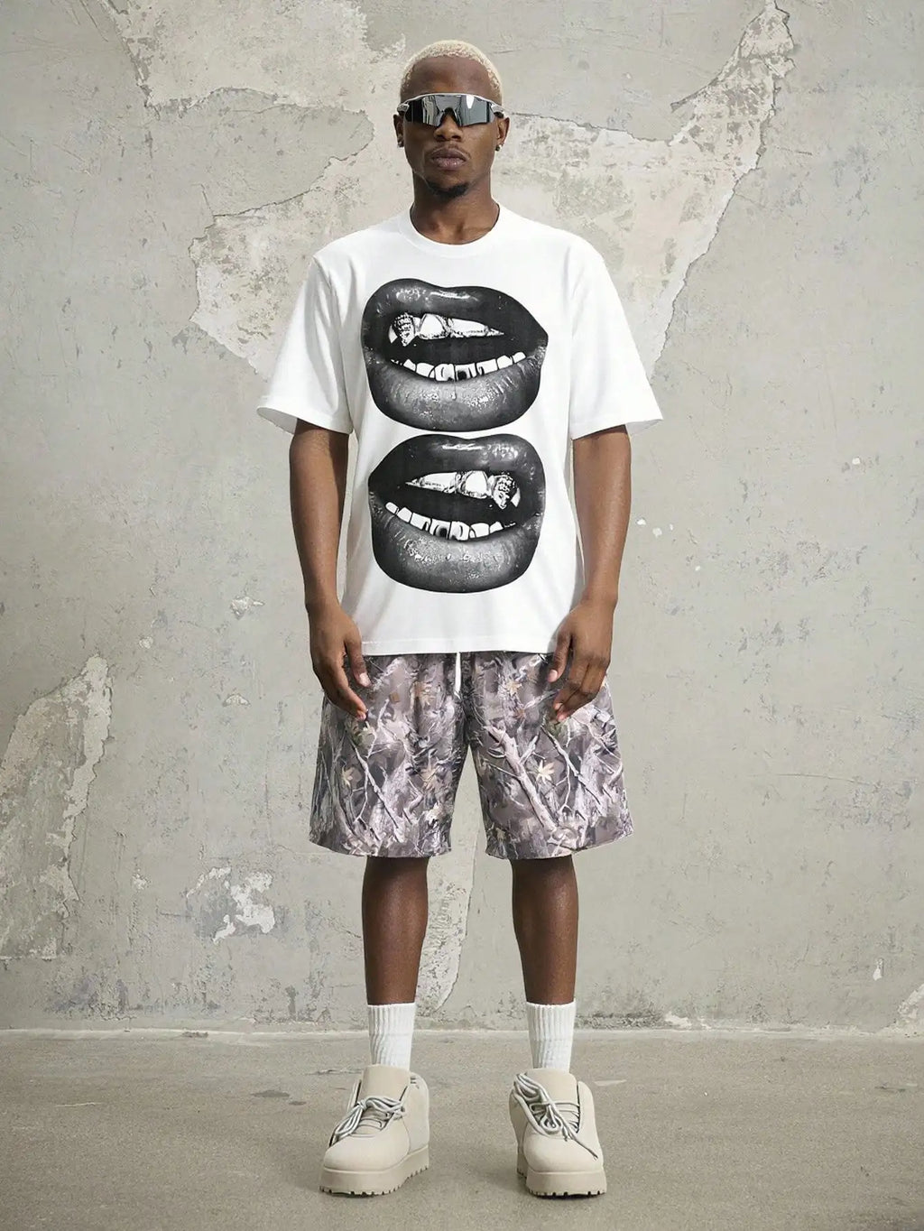 Graphic Tee 'Teeth'